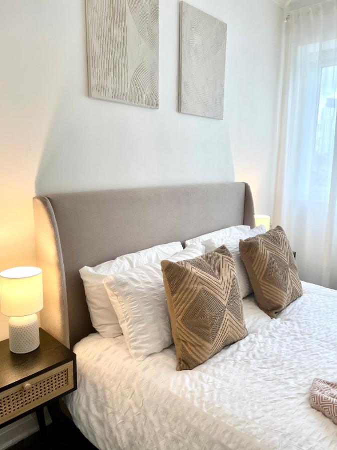 Newly Refurbished 2 Bedroom Apartment In South London Exterior photo