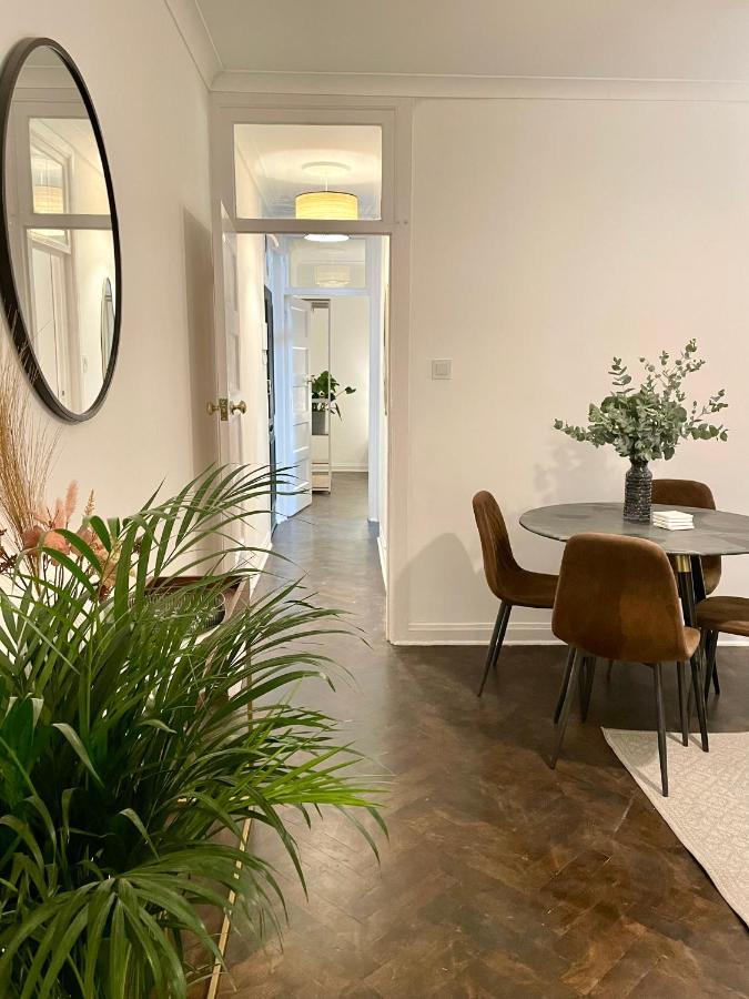 Newly Refurbished 2 Bedroom Apartment In South London Exterior photo